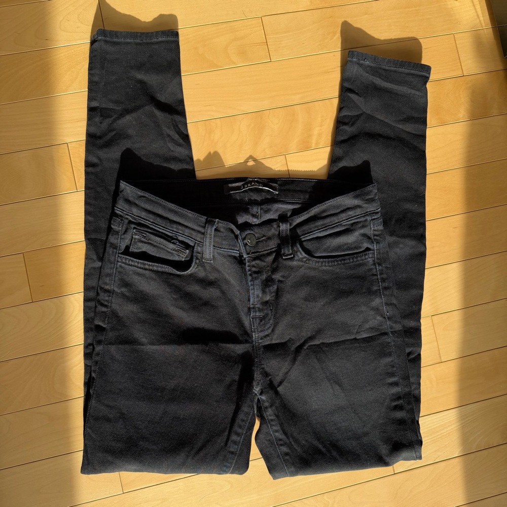 J BRAND skinny jean shadow size 26 indigo (discontinued)